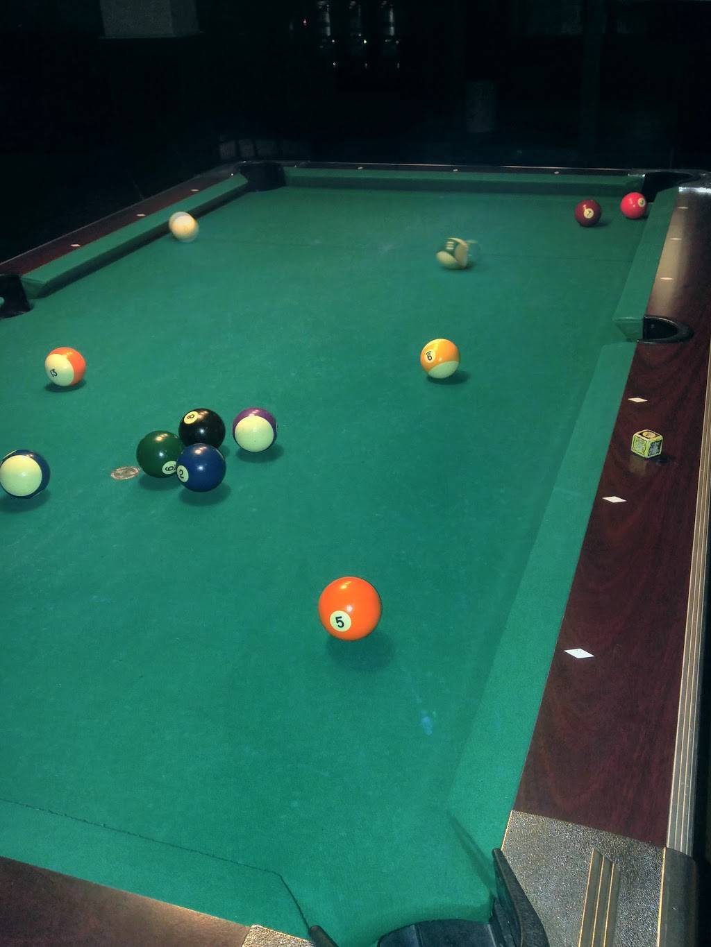 Resto Le Victorin | restaurant | 2562 Rte Marie-Victorin, Varennes, QC J3X 1P7, Canada | 4506526466 OR +1 450-652-6466