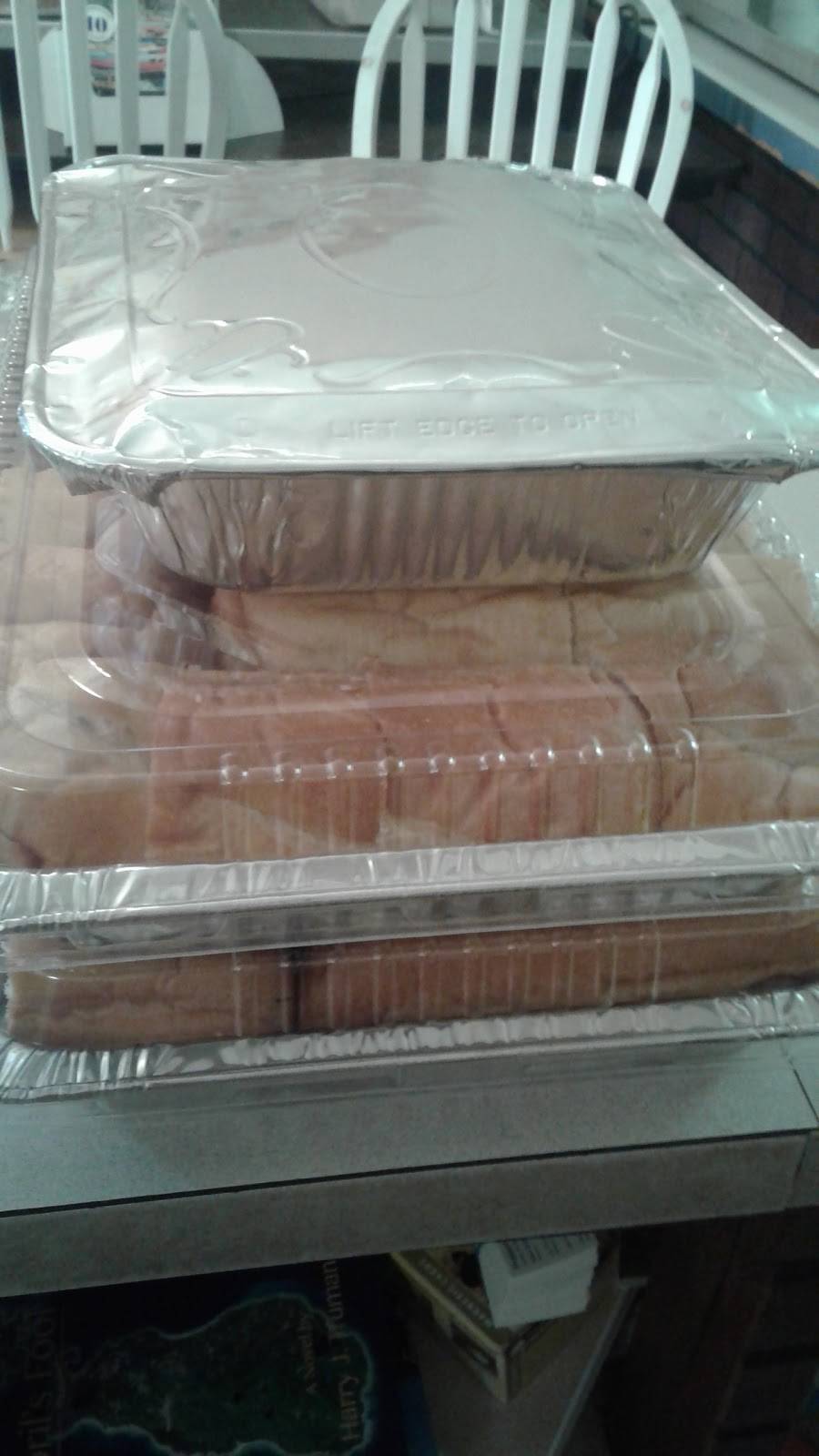 Pepperonis Pizza | restaurant | 145 Front St, Rome City, IN 46784, USA | 2608542662 OR +1 260-854-2662