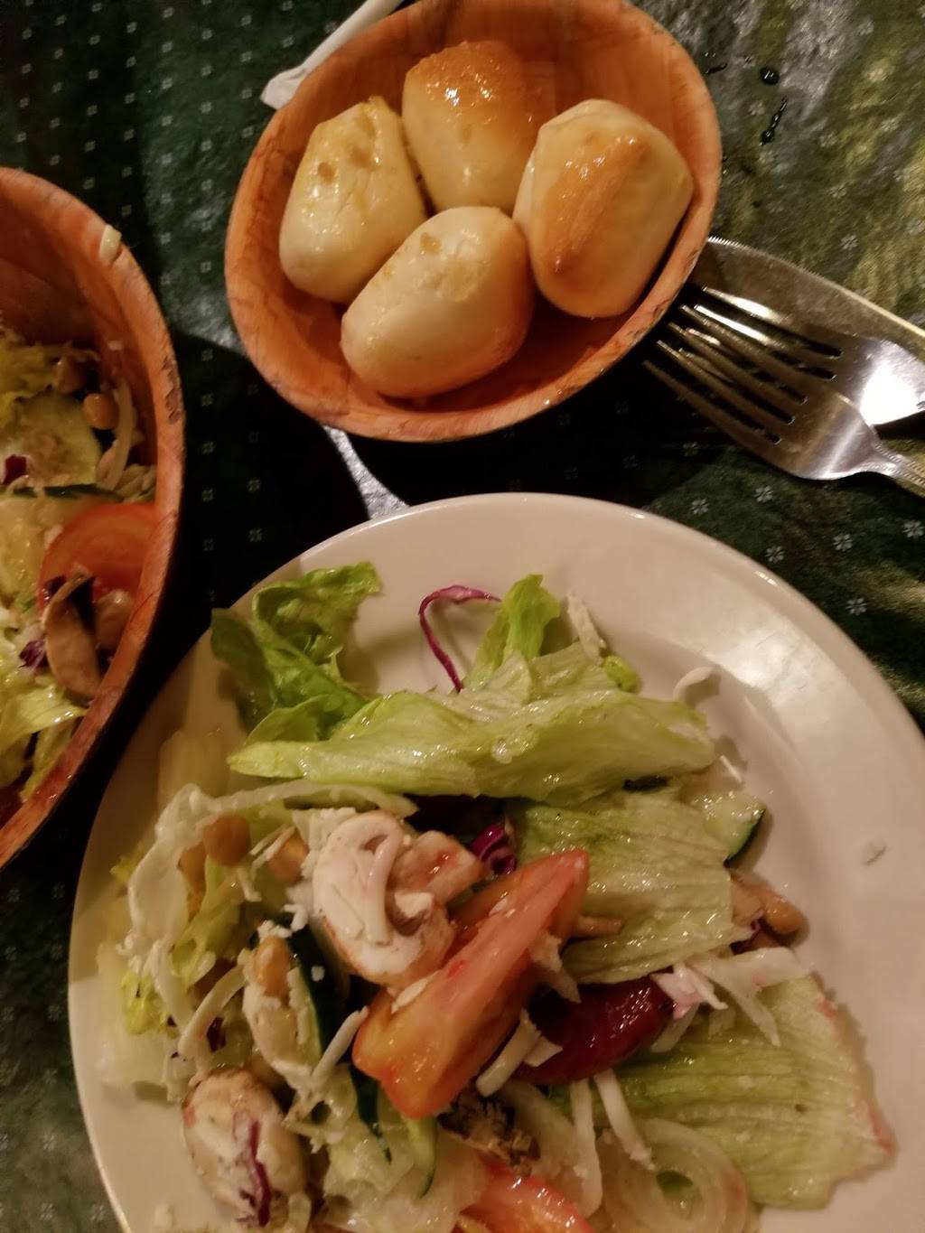 Venditoris Italian Restaurant | restaurant | 2575 Hilton Garden Dr, Auburn, AL 36830, USA | 3348267360 OR +1 334-826-7360