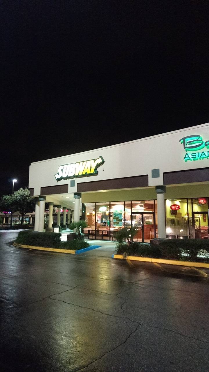 Subway | restaurant | 1569 E Silver Star Rd, Ocoee, FL 34761, USA | 4072970560 OR +1 407-297-0560