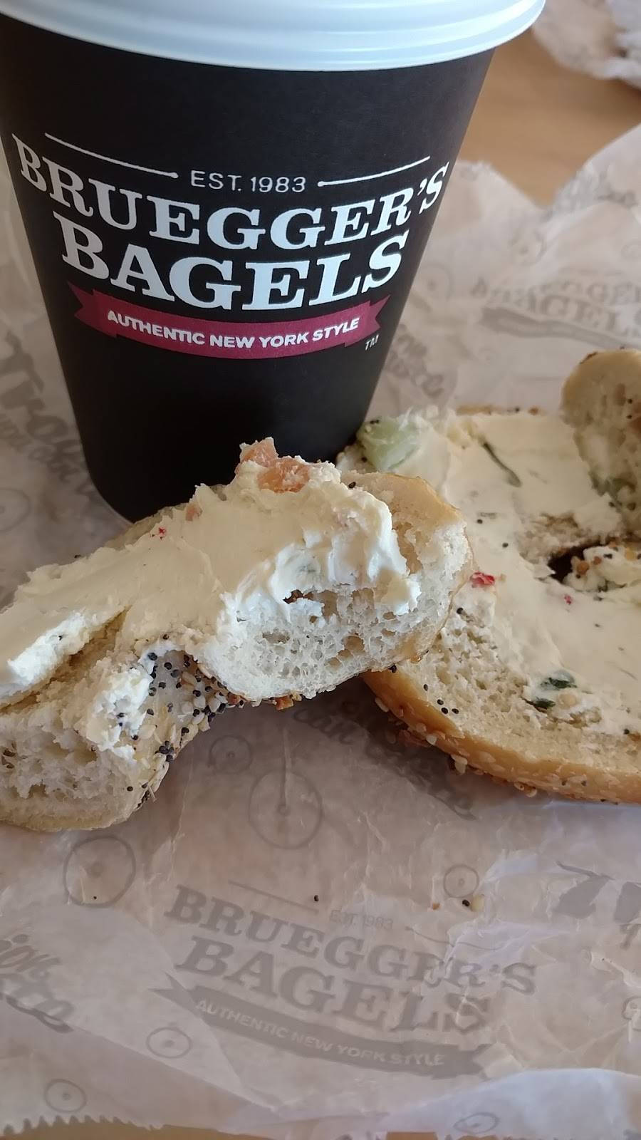 Brueggers Bagels | bakery | 3310 Mt Vernon Rd SE, Cedar Rapids, IA 52403, USA | 3193646964 OR +1 319-364-6964