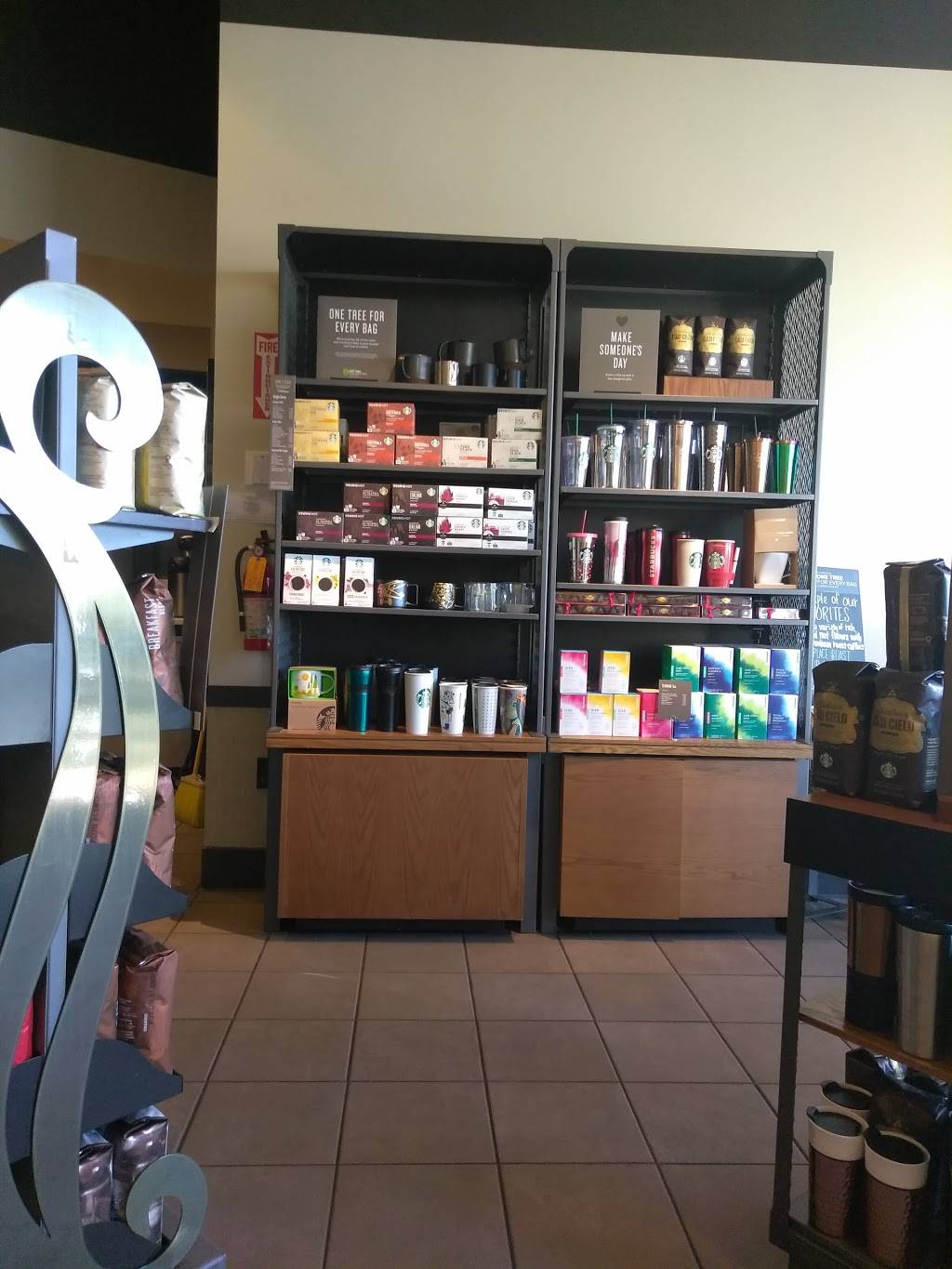 Starbucks | cafe | 908 State Hwy 99w A, Corning, CA 96021, USA | 5308243297 OR +1 530-824-3297