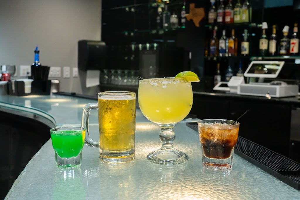 The River League | restaurant | 441 Rio Concho Dr, San Angelo, TX 76903, USA | 3257770444 OR +1 325-777-0444