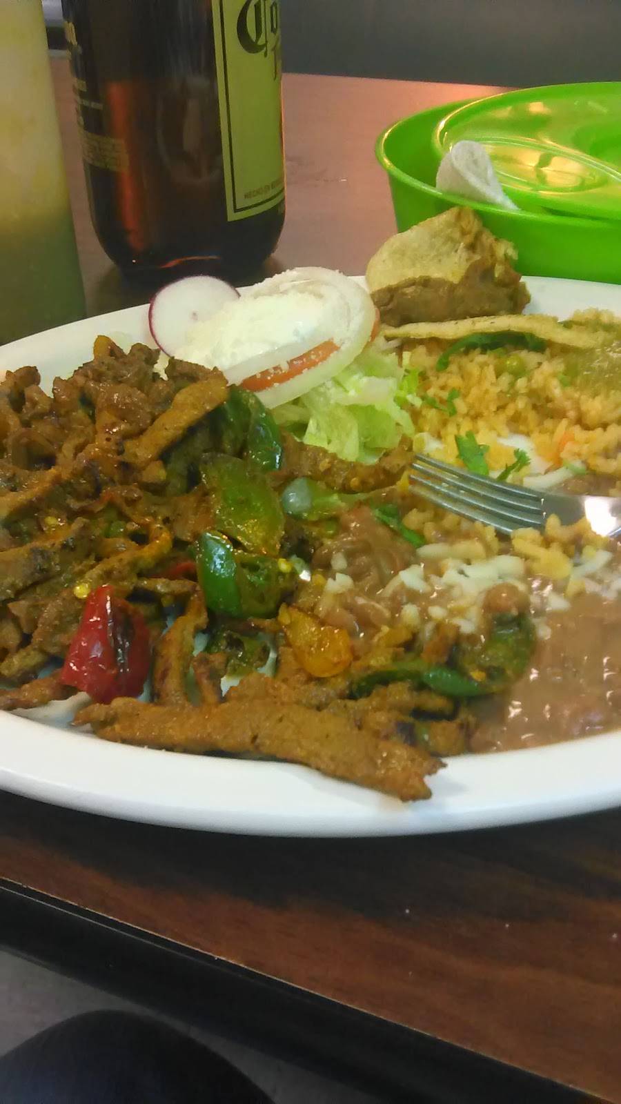 Mi Corral Tienda Y Taqueria | restaurant | 8537 Ditch Rd, Indianapolis, IN 46260, USA | 3177351640 OR +1 317-735-1640