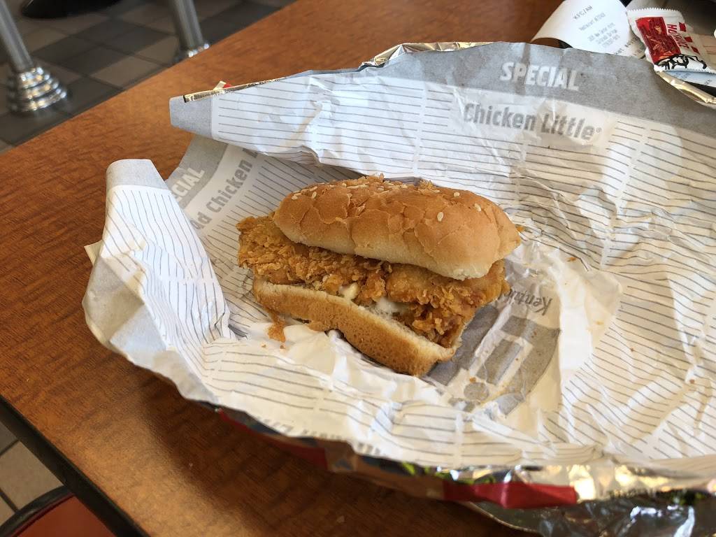 KFC | restaurant | 2835 New Center Point, Colorado Springs, CO 80922, USA | 7195975815 OR +1 719-597-5815