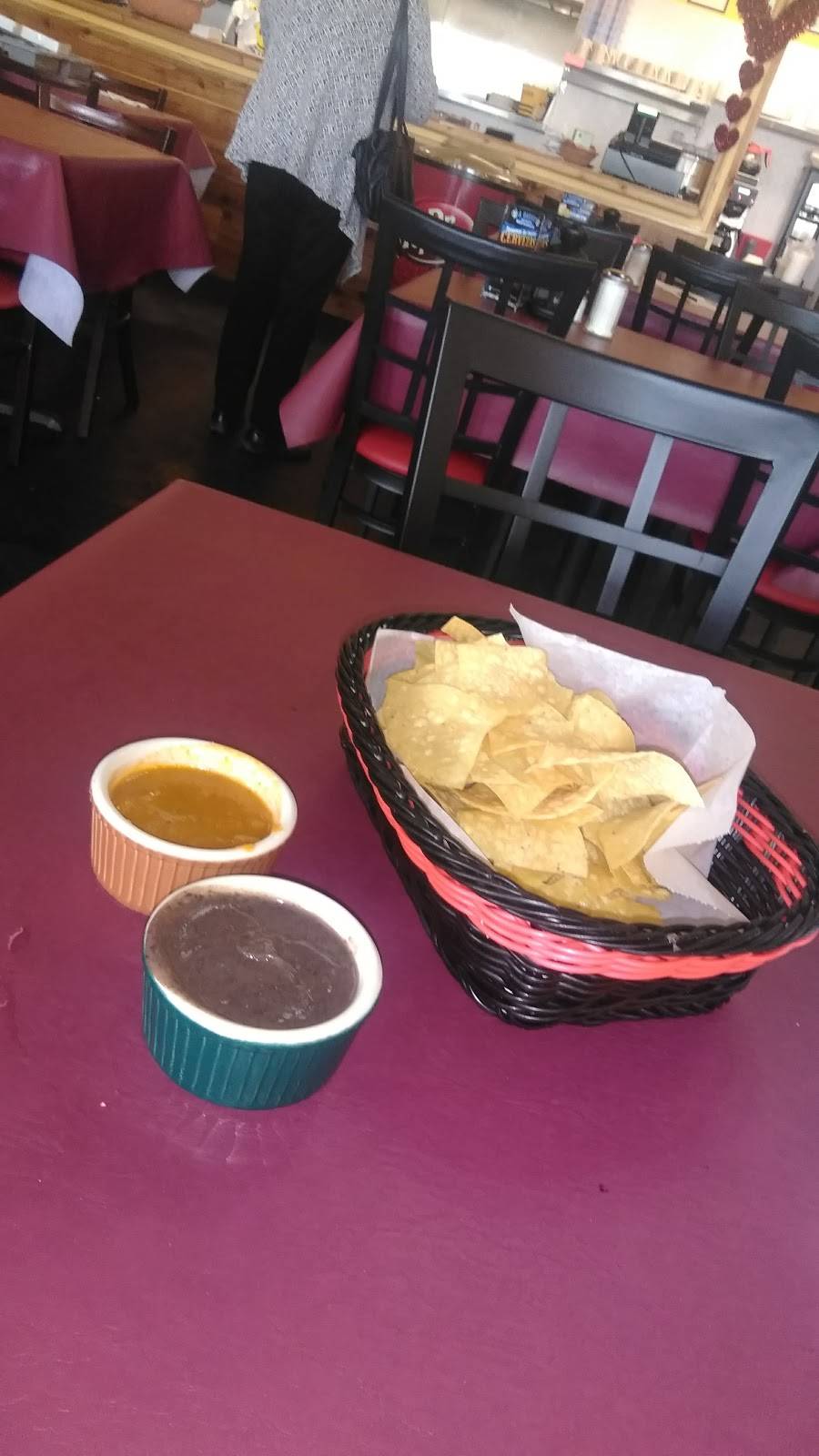 La Carreta | restaurant | 3128 Forest Ln, Dallas, TX 75234, USA | 4698671367 OR +1 469-867-1367