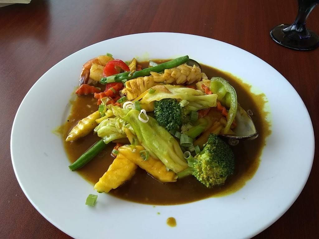 Bamboo Bistro | restaurant | 3401 Commercial Ave, Anacortes, WA 98221, USA | 3607556940 OR +1 360-755-6940