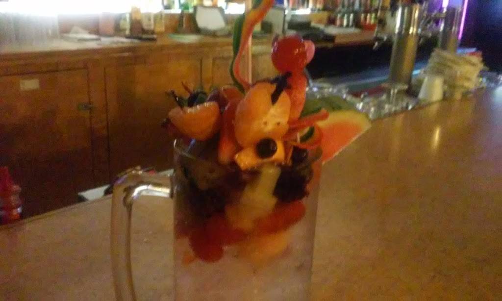 Bombers Bar & Grill | restaurant | 107 4th St, Coleman, MI 48618, USA | 9894656891 OR +1 989-465-6891