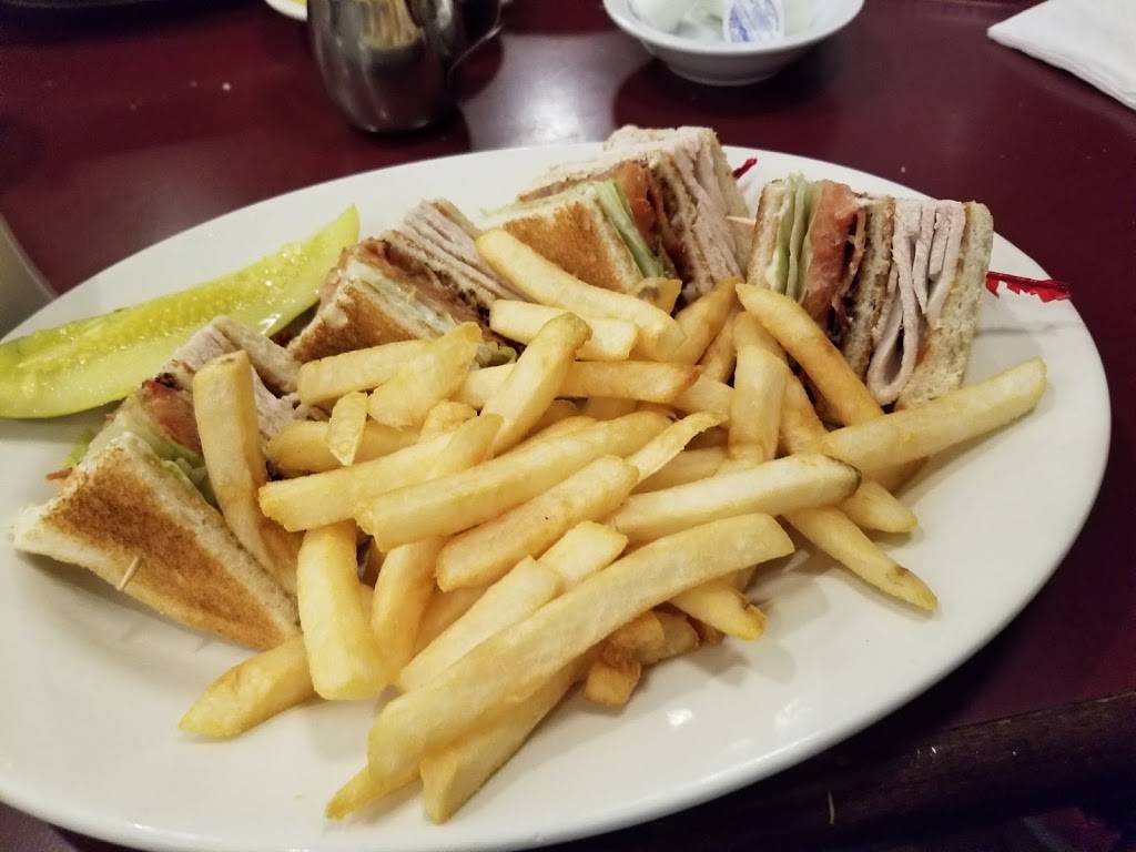 Stelios Family Restaurant | restaurant | 293 Boston Rd, North Billerica, MA 01862, USA | 9785285778 OR +1 978-528-5778