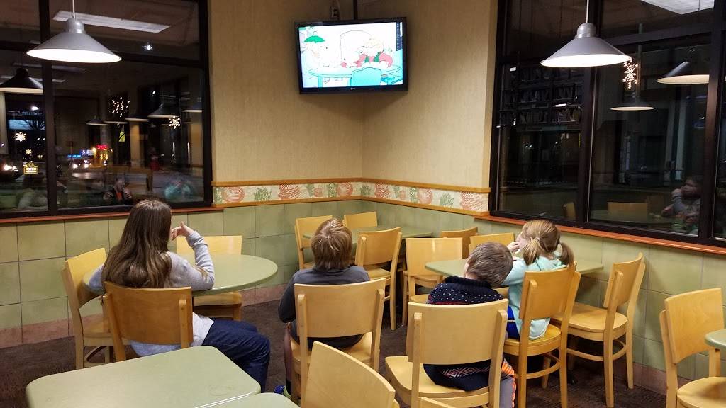 Wendys | restaurant | 555 W Lancaster Ave, Haverford, PA 19041, USA | 6105254462 OR +1 610-525-4462