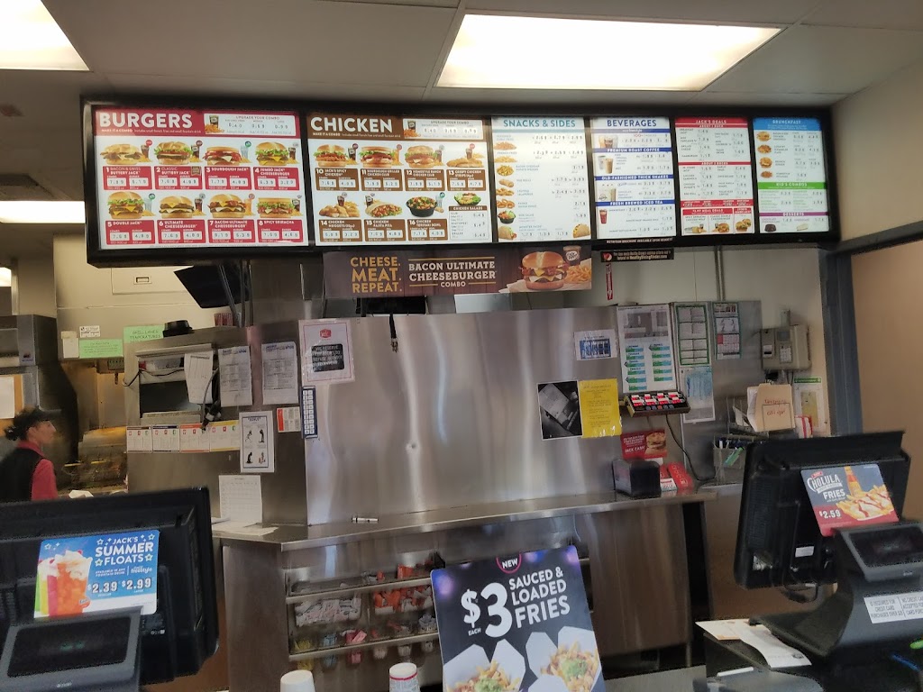 Jack in the Box | restaurant | 190 S Lovekin Blvd, Blythe, CA 92225, USA | 7609223915 OR +1 760-922-3915