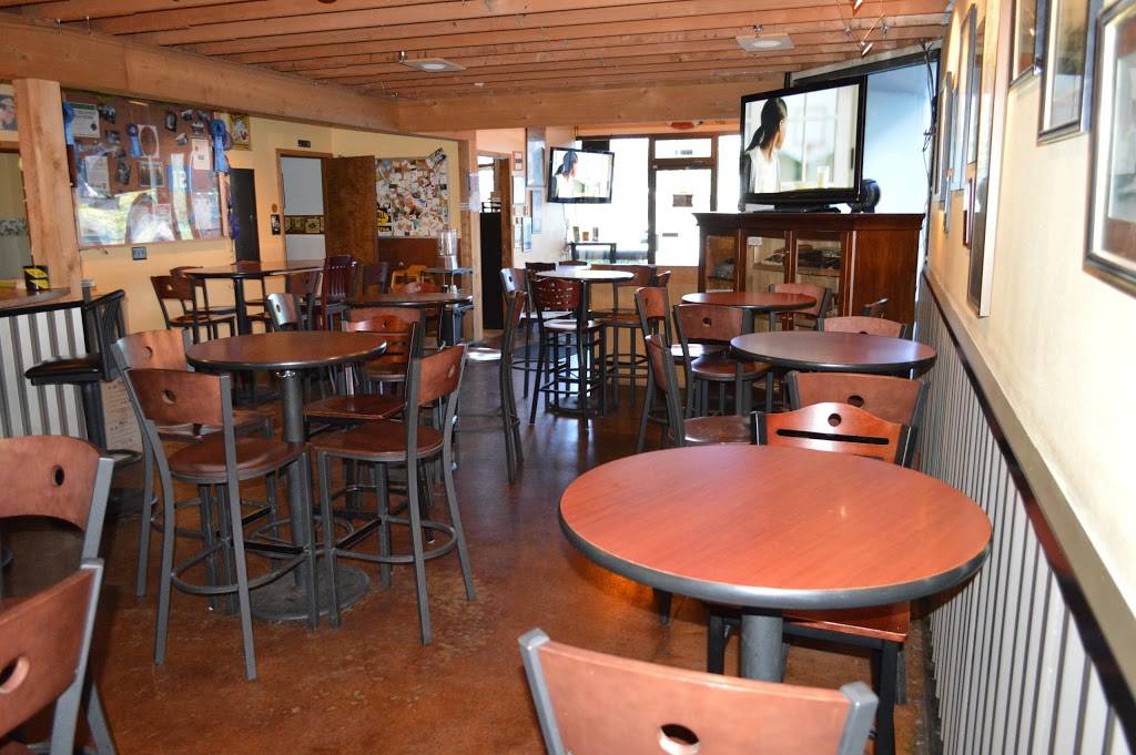 Big E Ales | restaurant | 5030 208th St SW A, Lynnwood, WA 98036, USA | 4256727051 OR +1 425-672-7051