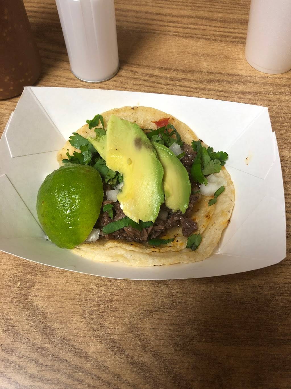 Los Primos Restaurant | restaurant | 122 E Clinton St, Goshen, IN 46528, USA | 5745335326 OR +1 574-533-5326