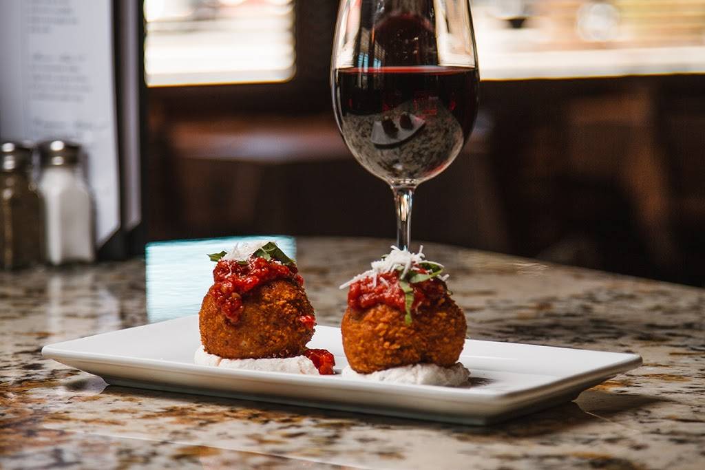 Chardonnays Restaurant | restaurant | 393 Taunton Ave, Seekonk, MA 02771, USA | 5083360967 OR +1 508-336-0967