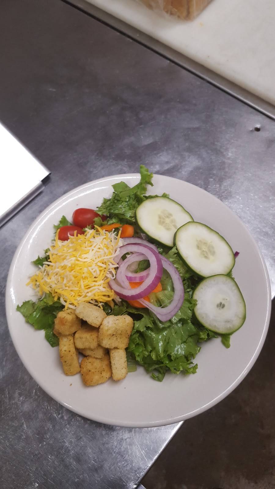 Crow Creek Tavern | restaurant | 3534 S Peoria Ave, Tulsa, OK 74105, USA | 9187499100 OR +1 918-749-9100