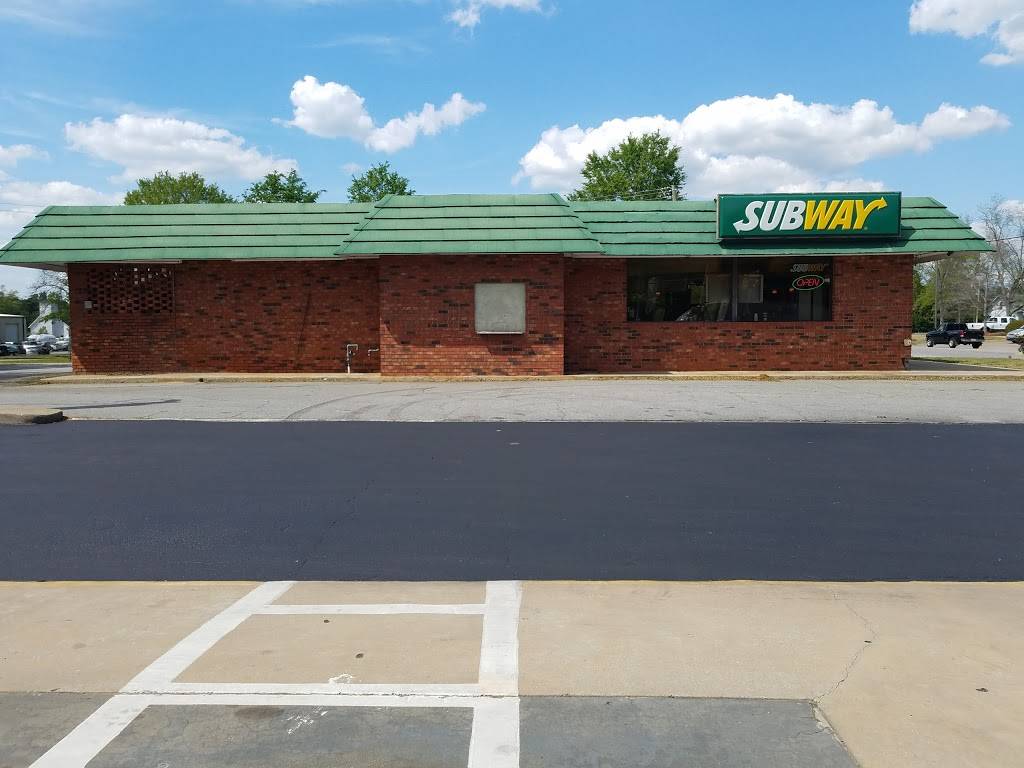 Subway | restaurant | 127 Covington St, Jackson, GA 30233, USA | 7707757766 OR +1 770-775-7766