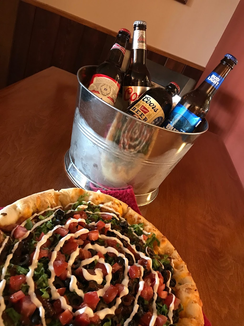 The Divide Restaurant & Lounge | restaurant | 520 McCaffrey Ave, Encampment, WY 82325, USA | 3073275064 OR +1 307-327-5064