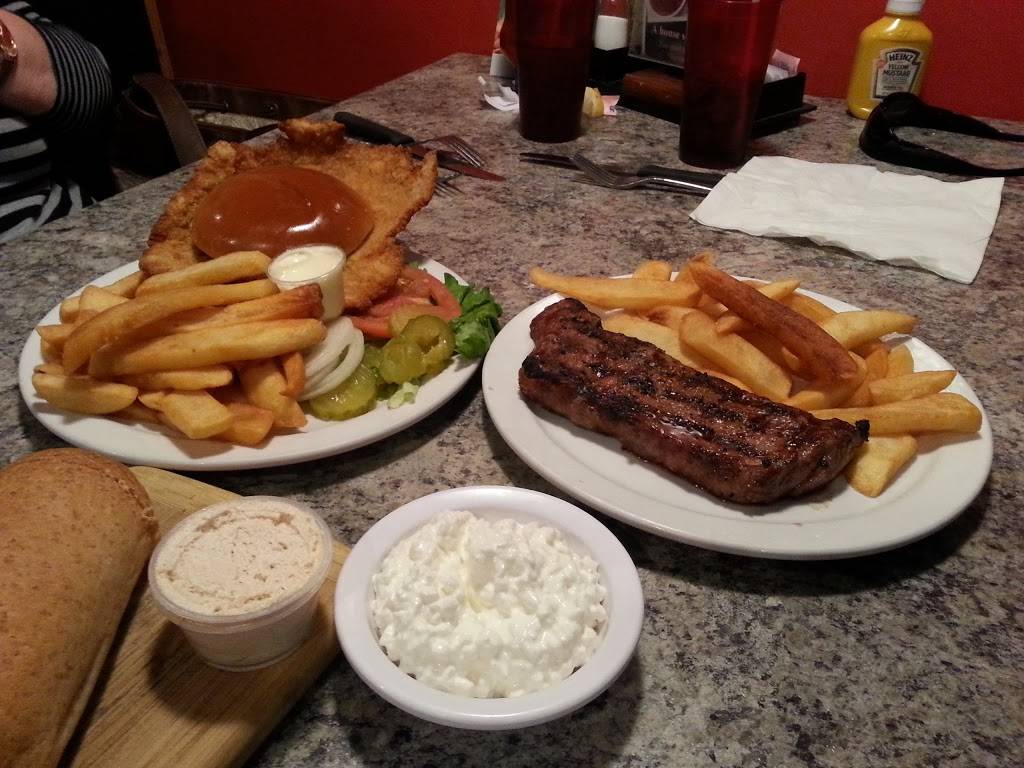 Johnny Vs Sports Pub | restaurant | 58 N Main St, Frankfort, IN 46041, USA | 7656544702 OR +1 765-654-4702