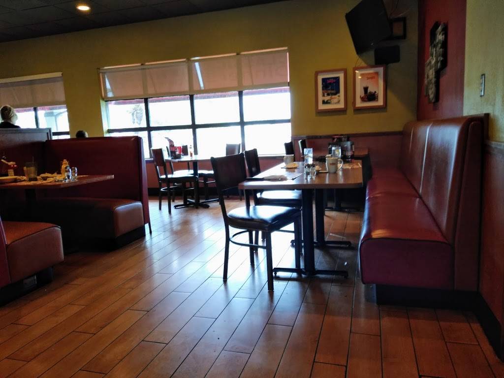 Dennys | restaurant | 3701 Bee Ridge Rd, Sarasota, FL 34233, USA | 9412103964 OR +1 941-210-3964
