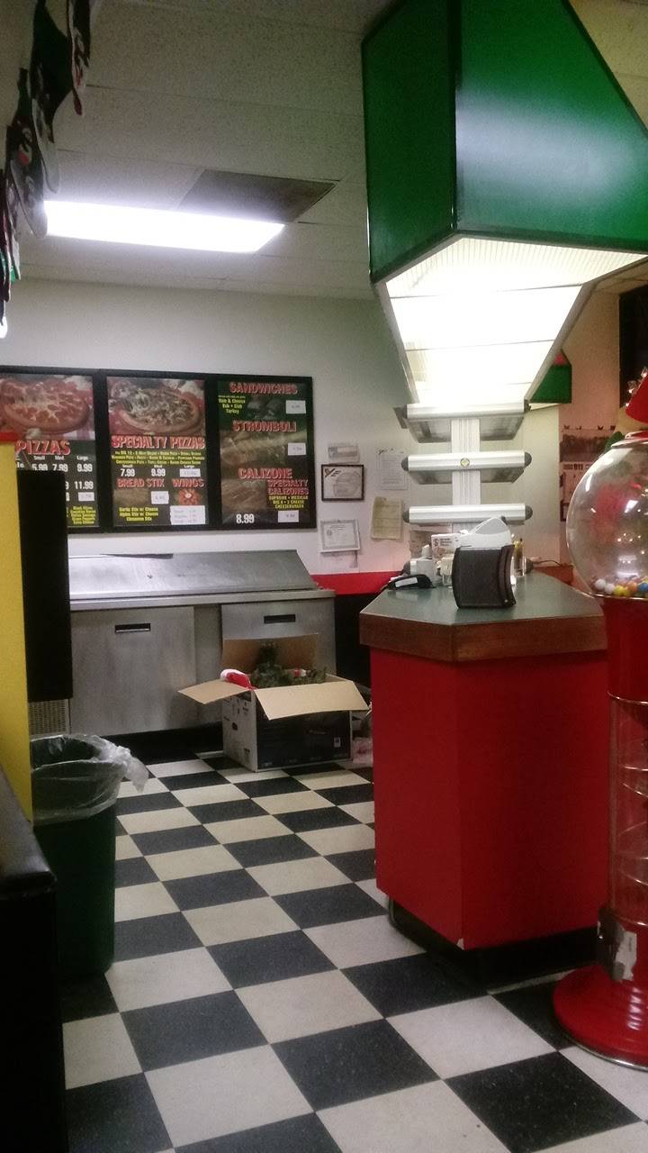 Simple Simons Pizza | restaurant | 309 Henderson Ave, Palacios, TX 77465, USA | 3619720998 OR +1 361-972-0998