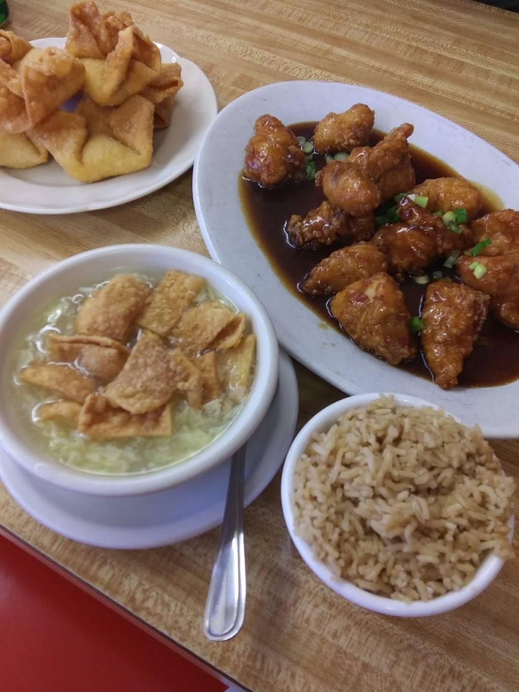 Peking Palace Restaurant | restaurant | 535 E Cleveland, Monett, MO 65708, USA | 4172353737 OR +1 417-235-3737