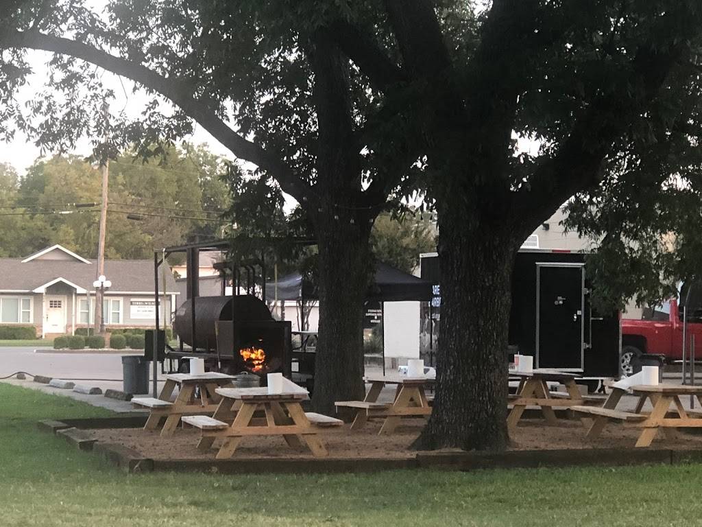 Bare Barbecue | restaurant | 904 W Chambers St, Cleburne, TX 76033, USA | 8176487014 OR +1 817-648-7014