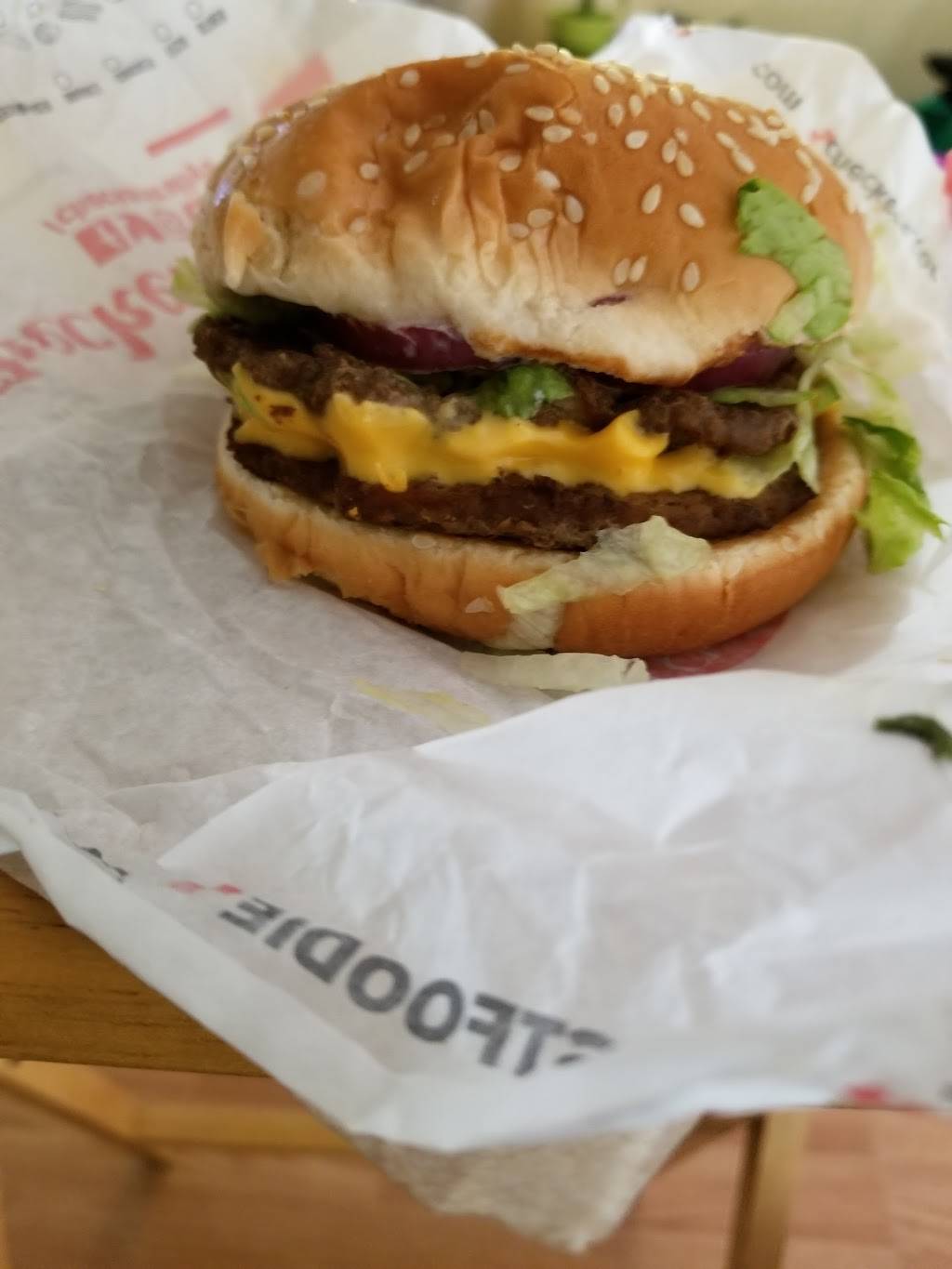 Checkers | restaurant | 1503 N Dupont Hwy, New Castle, DE 19720, USA | 3023285269 OR +1 302-328-5269