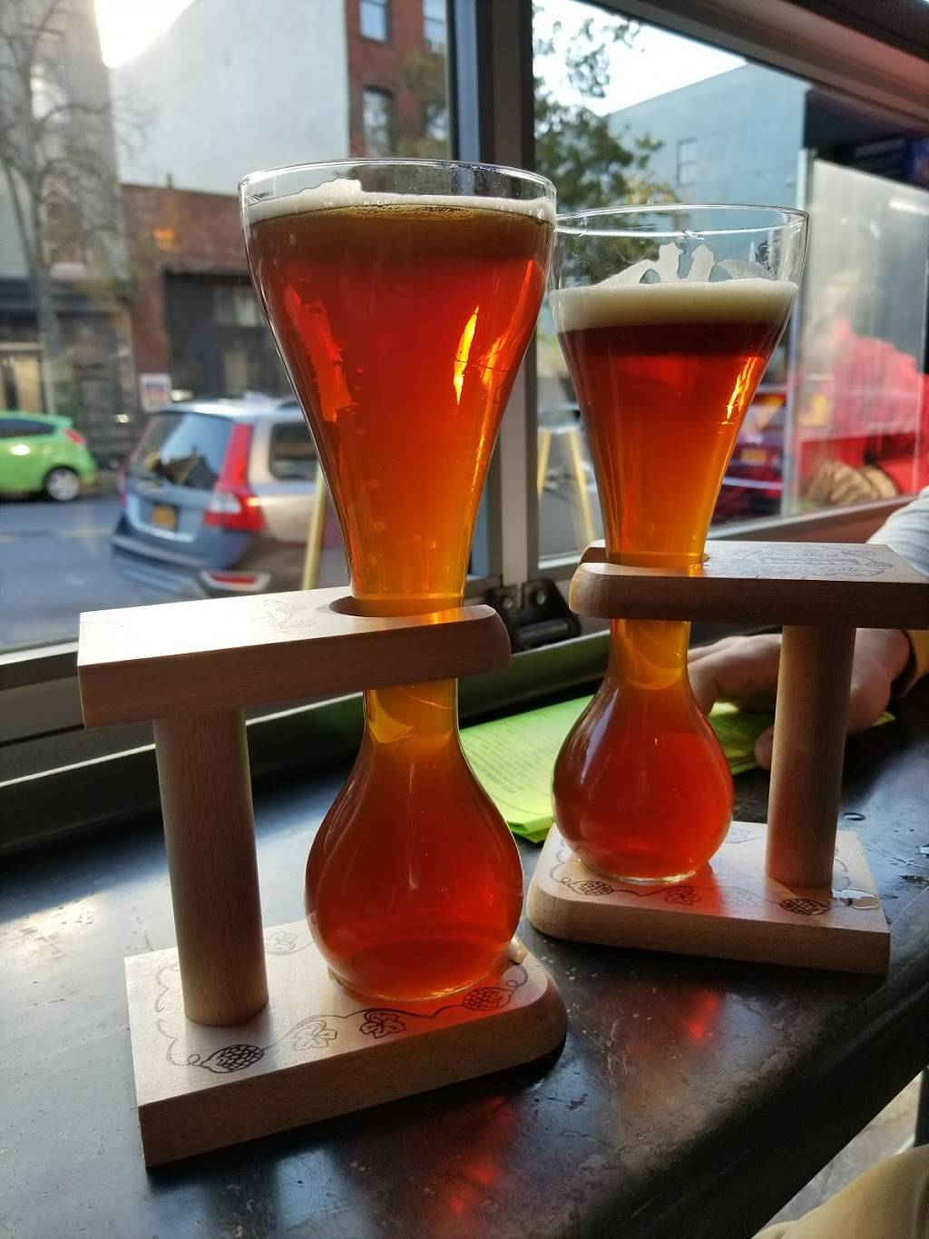 Croxleys Ale House - Brooklyn | restaurant | 63 Grand St, Brooklyn, NY 11249, USA | 7183874290 OR +1 718-387-4290