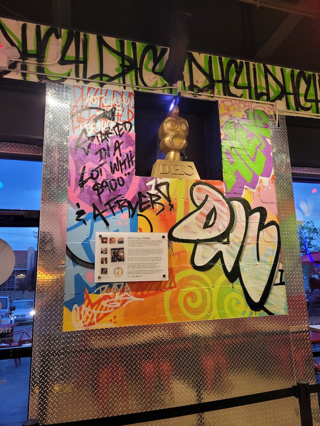 Daves Hot Chicken | restaurant | 1703 Central Ave, Charlotte, NC 28205, USA | 9803814349 OR +1 980-381-4349