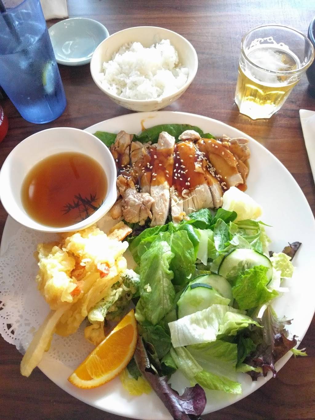 Full Moon Sushi | restaurant | 9965 Ellis Ave, Fountain Valley, CA 92708, USA | 7149633214 OR +1 714-963-3214