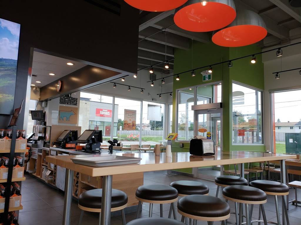 A&W Canada | restaurant | 30 Highbury Park Dr, Barrhaven, ON K2J 6K8, Canada | 6138004716 OR +1 613-800-4716