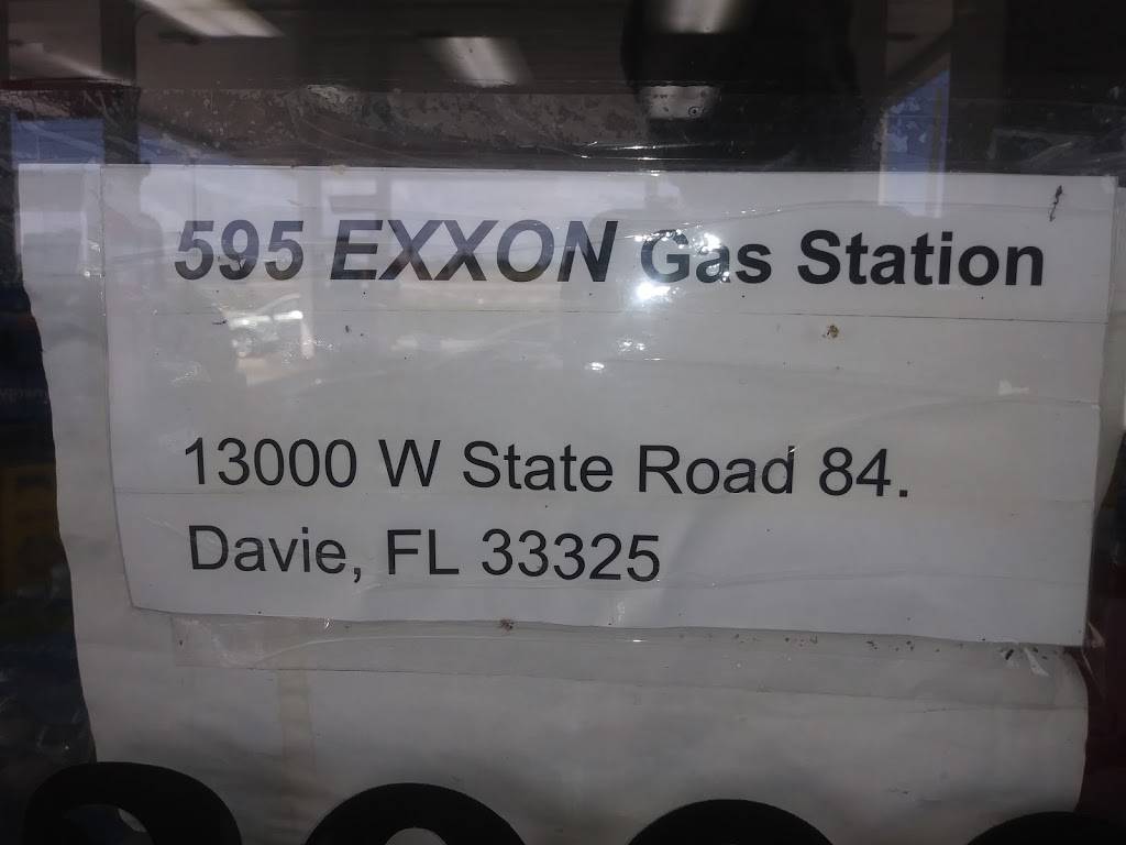 Restaurant La Catracha | restaurant | 13000 FL-84, Davie, FL 33325, USA | 9547744034 OR +1 954-774-4034