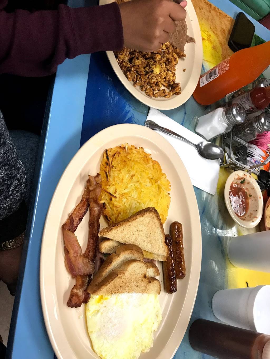 Birrieria Suprema | restaurant | 437 S Azusa Ave, La Puente, CA 91744, USA | 6265811731 OR +1 626-581-1731