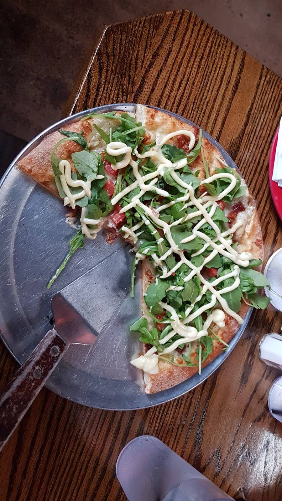 Iron Horse Ale House | restaurant | 6158 N Northwest Hwy, Chicago, IL 60631, USA | 7737631800 OR +1 773-763-1800