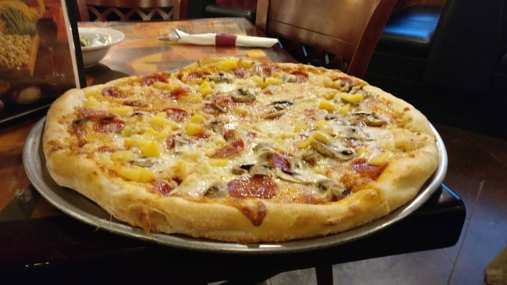 Luigis Italian Restaurant | restaurant | 2000 W University Dr, Denton, TX 76201, USA | 9405911988 OR +1 940-591-1988