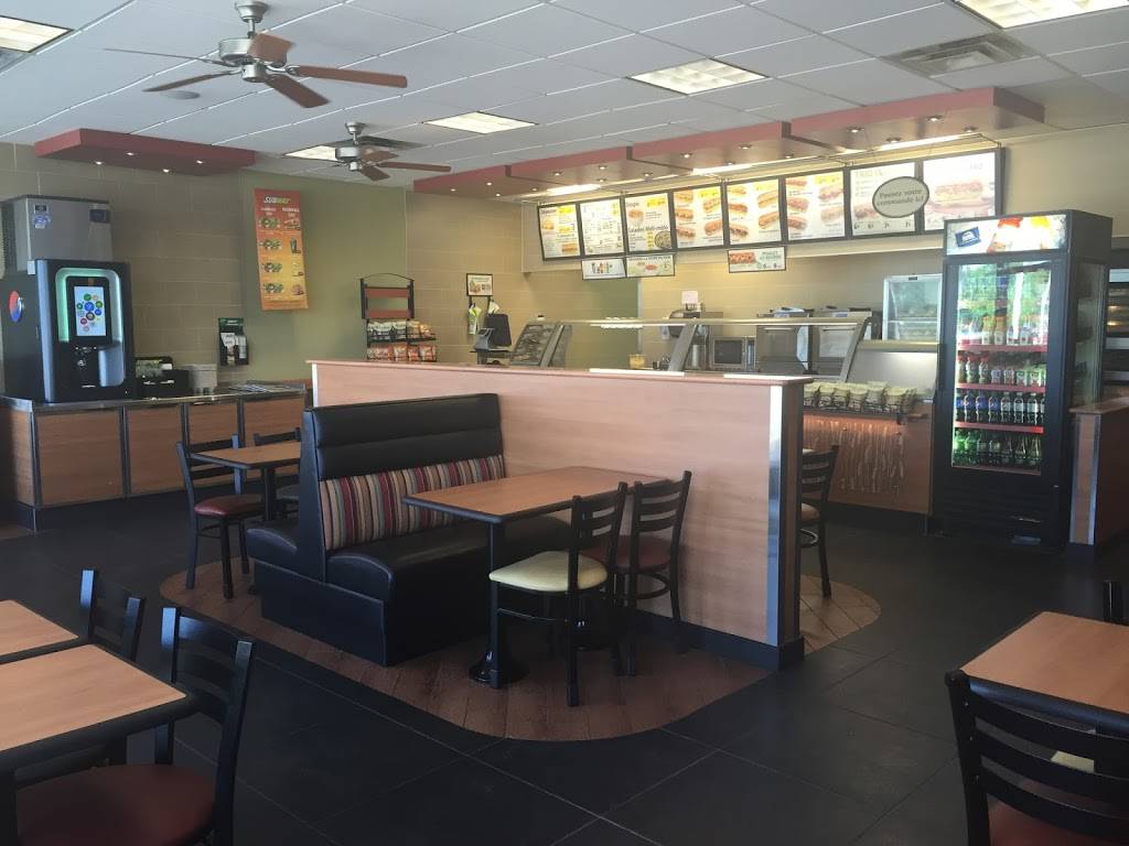 Restaurant SUBWAY | restaurant | 2317 Chemin Gascon, Terrebonne, QC J6X 4H3, Canada | 4509610104 OR +1 450-961-0104