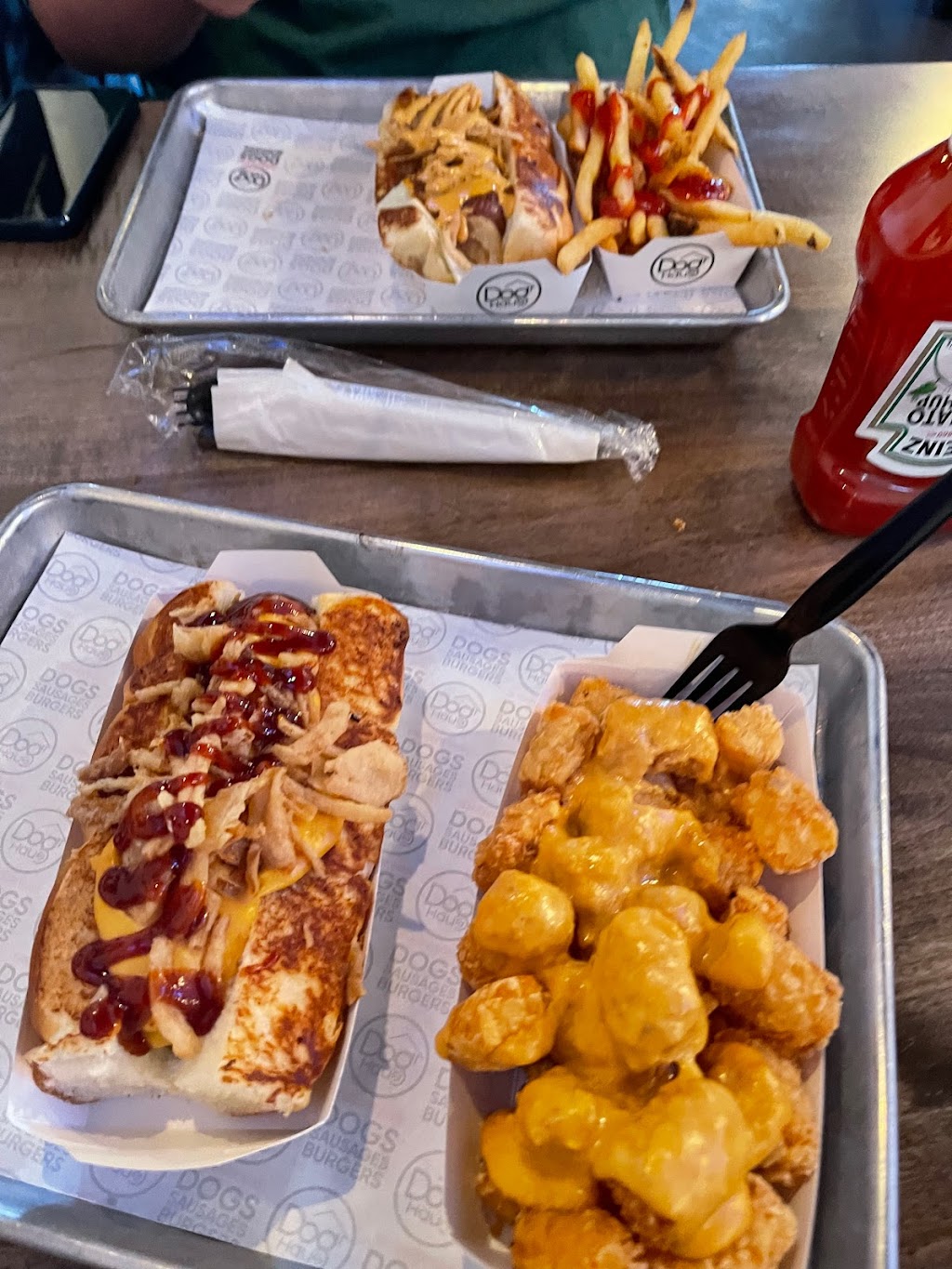 Dog Haus | restaurant | 430 N Scottsdale Rd, Tempe, AZ 85281, USA | 4809121964 OR +1 480-912-1964