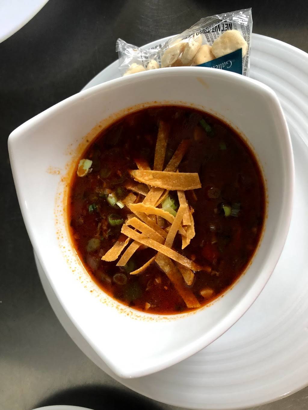 Rossys Roost Bar and Grill | restaurant | 18231 Park Ave, Homewood, IL 60430, USA | 7087985600 OR +1 708-798-5600