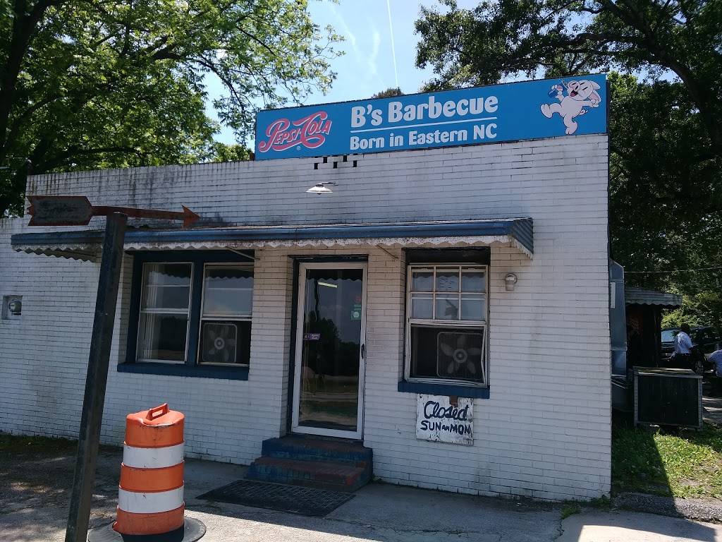 Bs Barbecue | restaurant | 751 State Rd 1204, Greenville, NC 27858, USA | 2527587126 OR +1 252-758-7126