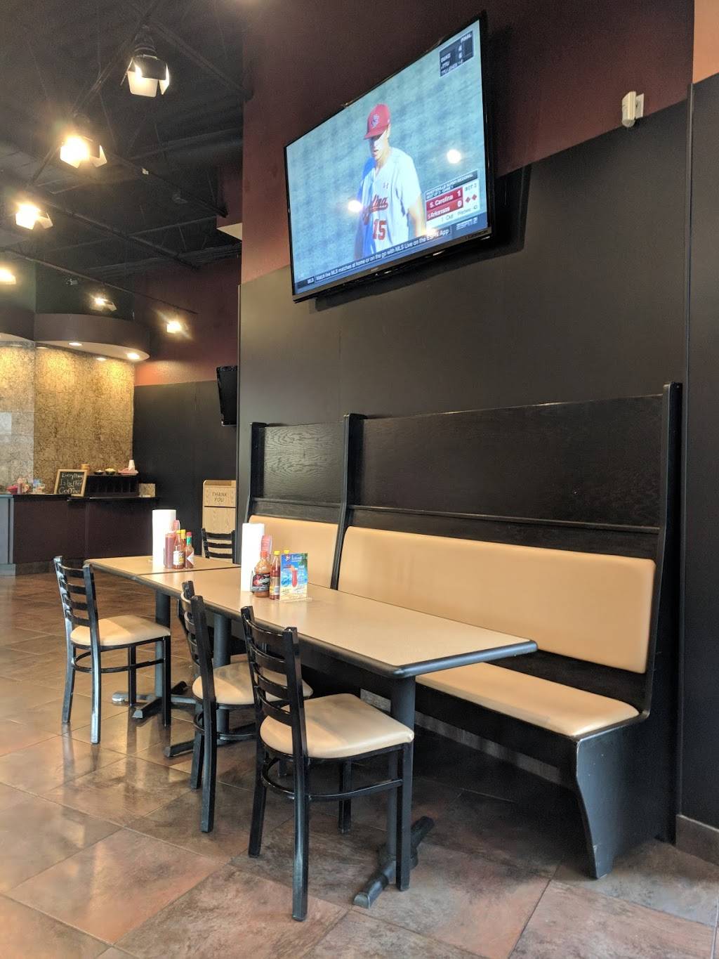 Verna Maes Poboys, Seafood and More | restaurant | 16010 West Rd, Houston, TX 77095, USA | 8326744976 OR +1 832-674-4976