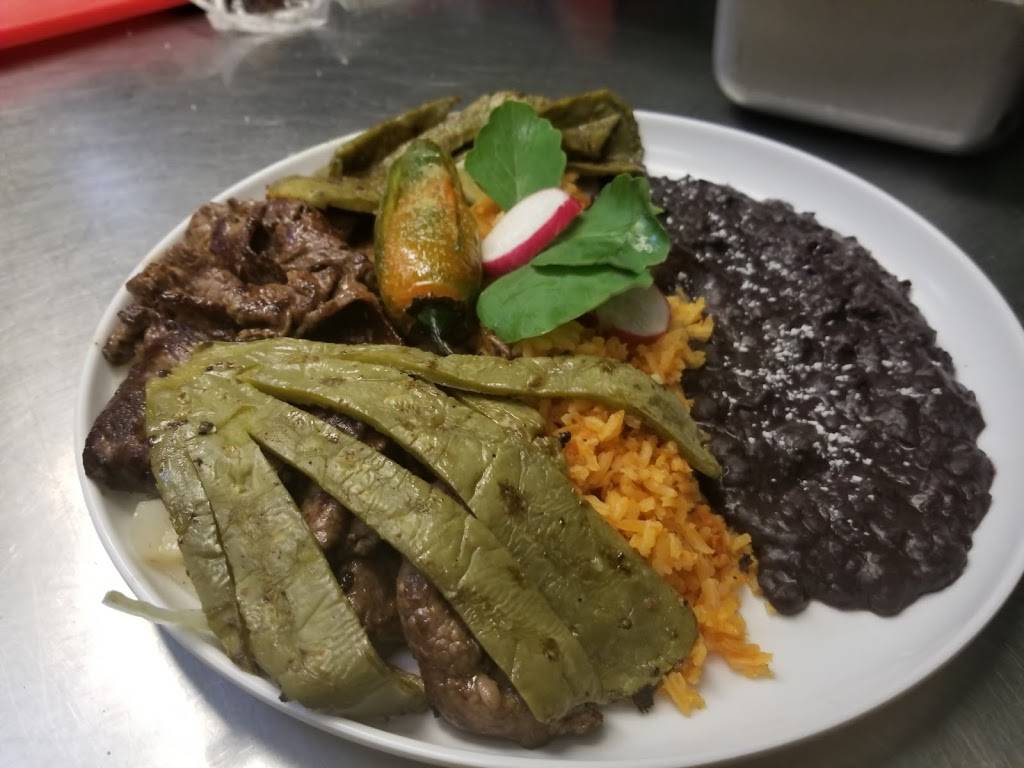 Chilpancingo | restaurant | 366a E 204th St, Bronx, NY 10458, USA | 7189441440 OR +1 718-944-1440