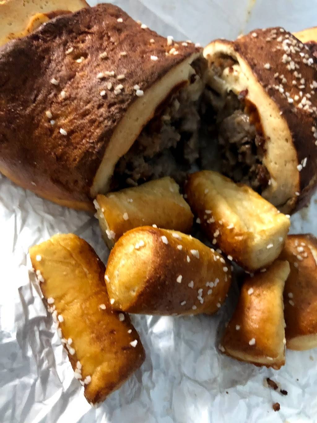 Phlorida Pretzel | restaurant | 168 NW 51st St, Boca Raton, FL 33431, USA | 5619101846 OR +1 561-910-1846