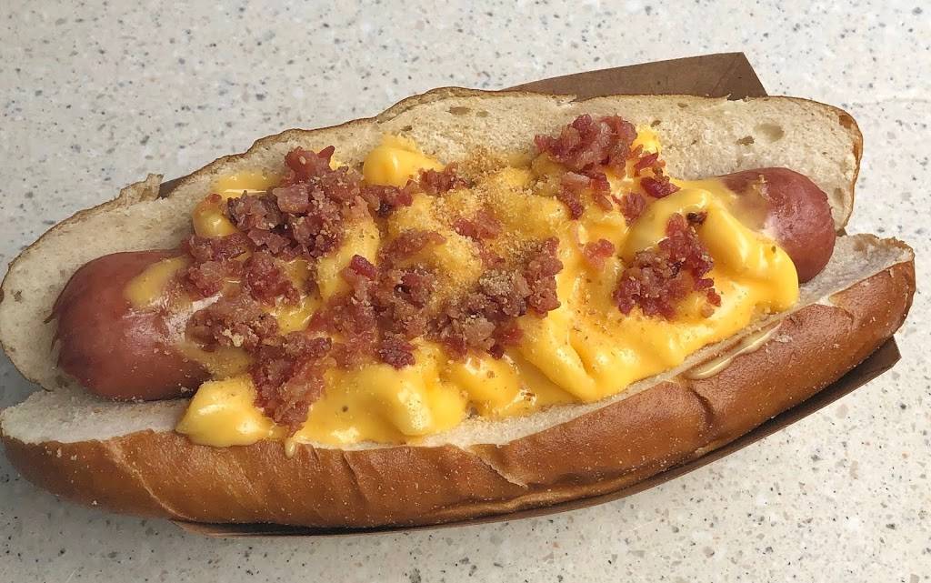 Avalunch | restaurant | 2902 Osceola Pkwy, Orlando, FL 32830, USA | 4079393463 OR +1 407-939-3463