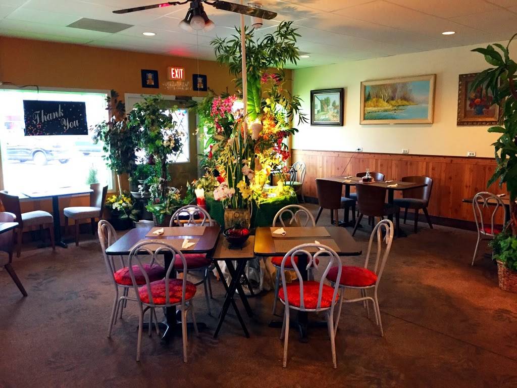 Smile of Siam Thai Restaurant | restaurant | 805 W Jefferson St J, Shorewood, IL 60404, USA | 8157250777 OR +1 815-725-0777