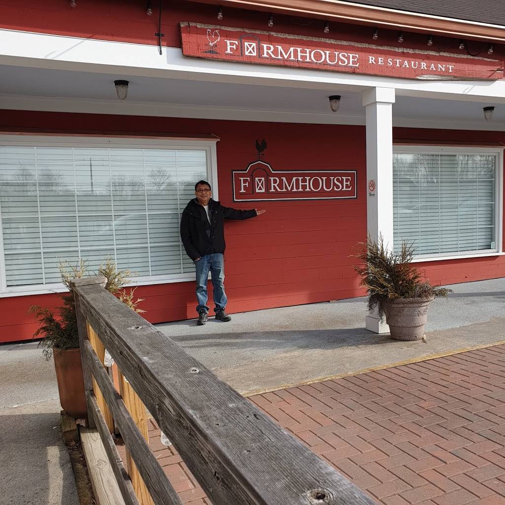Farmhouse | restaurant | 43 S Main St, Newtown, CT 06470, USA | 2034912840 OR +1 203-491-2840