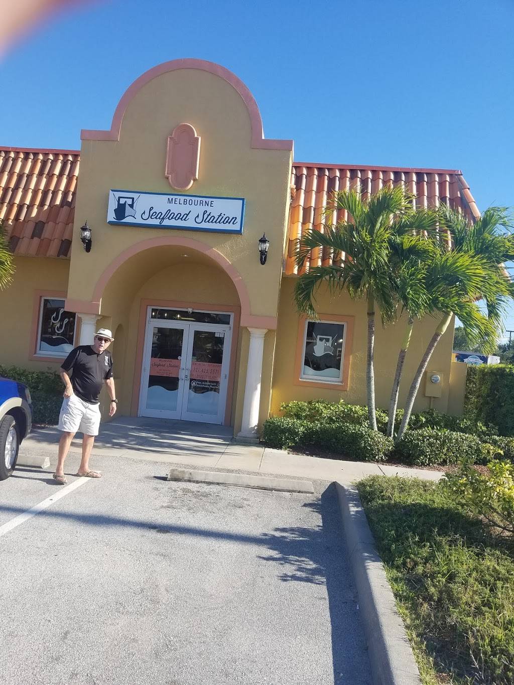 Melbourne Seafood Station | restaurant | 630 E Eau Gallie Blvd Suite 101, Indian Harbour Beach, FL 32937, USA | 3214253571 OR +1 321-425-3571