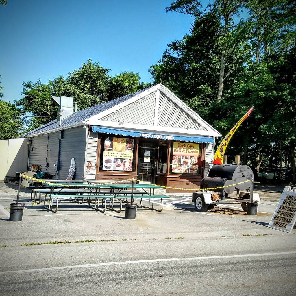 Back Cove BBQ & Pizzeria | meal takeaway | 89 Ocean Ave, Portland, ME 04103, USA | 2077737499 OR +1 207-773-7499