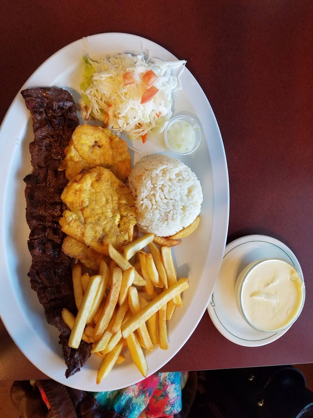 Rincon Nica | restaurant | 4395 W 16th Ave, Hialeah, FL 33012, USA | 3058272525 OR +1 305-827-2525