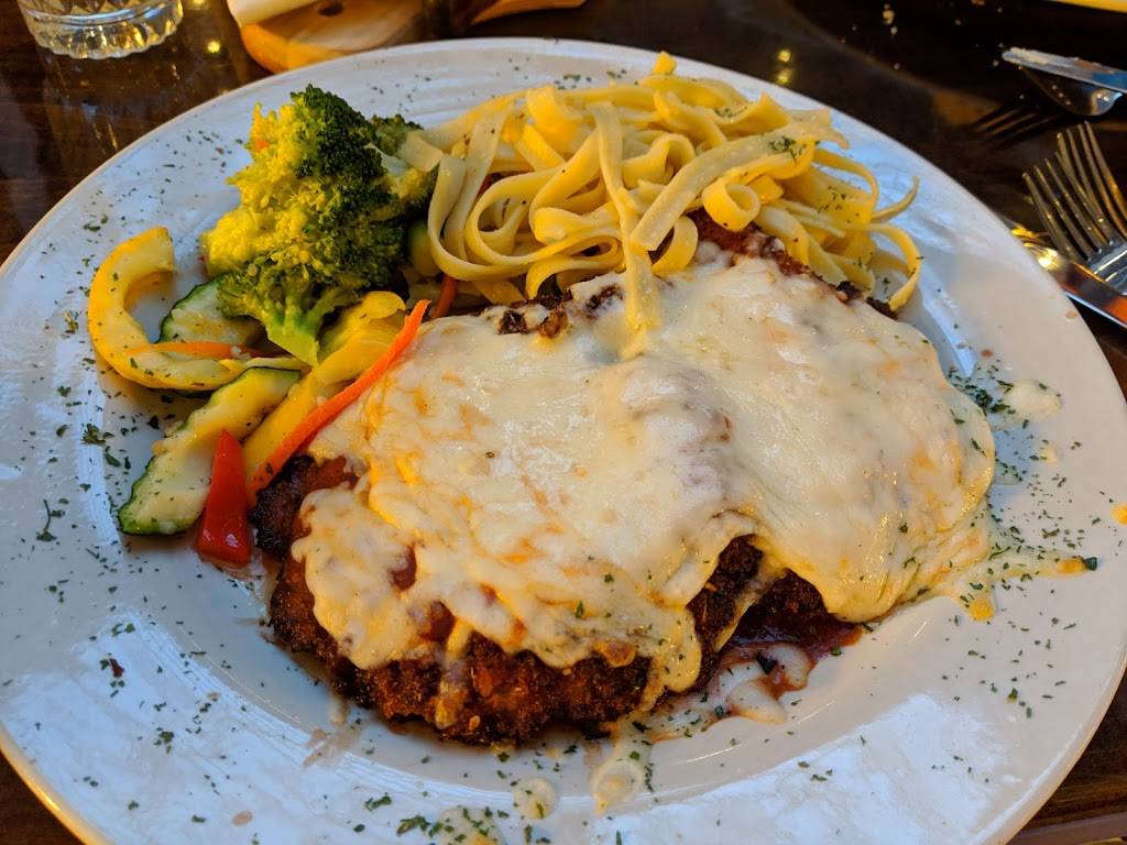 Capistranos Trattoria | restaurant | 4650 Airport Fwy, Irving, TX 75062, USA | 9725130116 OR +1 972-513-0116