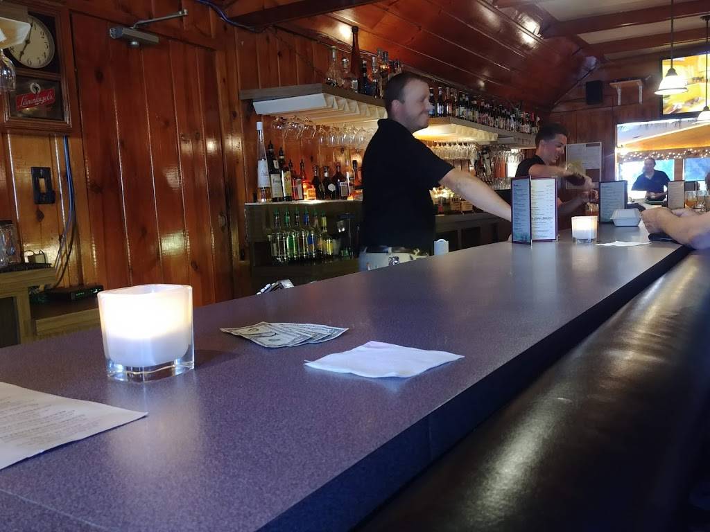 Maiden Lake Supper Club | restaurant | 15649 Maiden Lake Rd, Mountain, WI 54149, USA | 7152766479 OR +1 715-276-6479